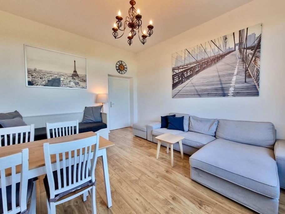 2 Room Apartment Near Station Neustadt In Dresden Neustadt Dış mekan fotoğraf